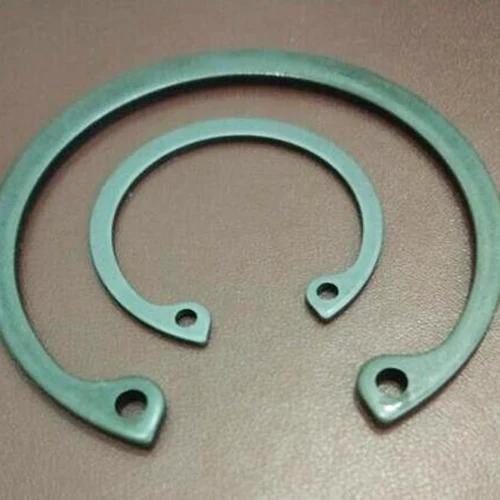 Elastischer Stützring für schweres Loch