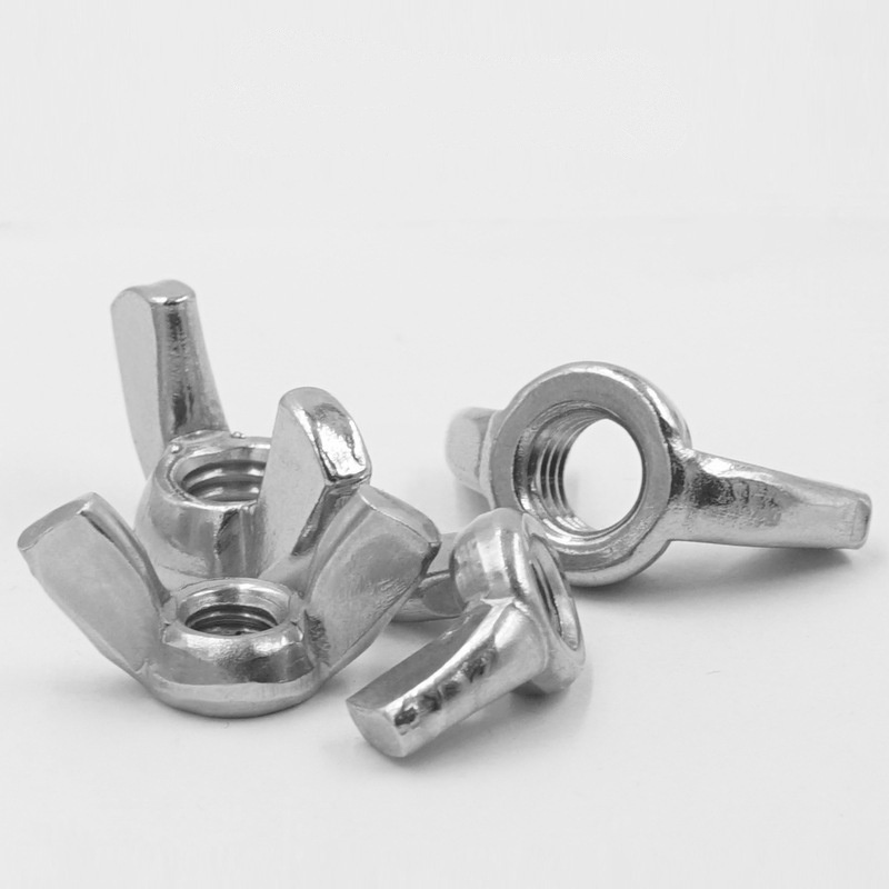 Flügelmuttern in runder Flügelform